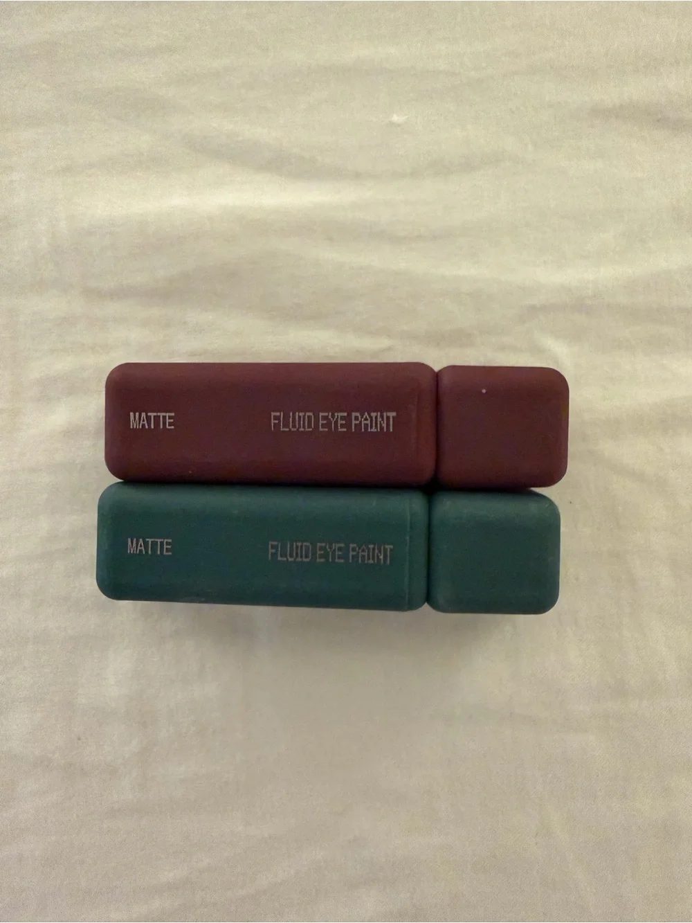 about-face Eyeshadow Duo in Teal & Burgundy